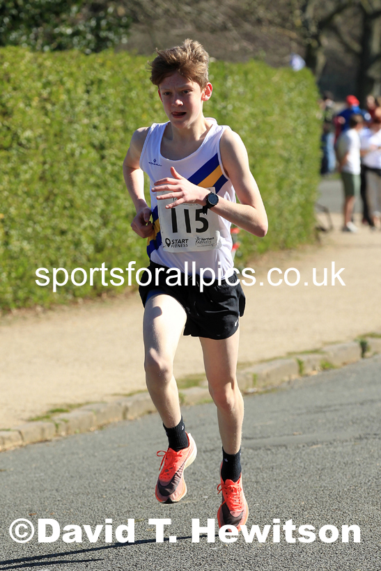 Boys Under-15s 5k, 2022 Northern 12 and 6 Stage Road Relays,  Birkenhead Park, Birkenhead, Wirral.  Photo: David T. Hewitson/Sports for All Pics